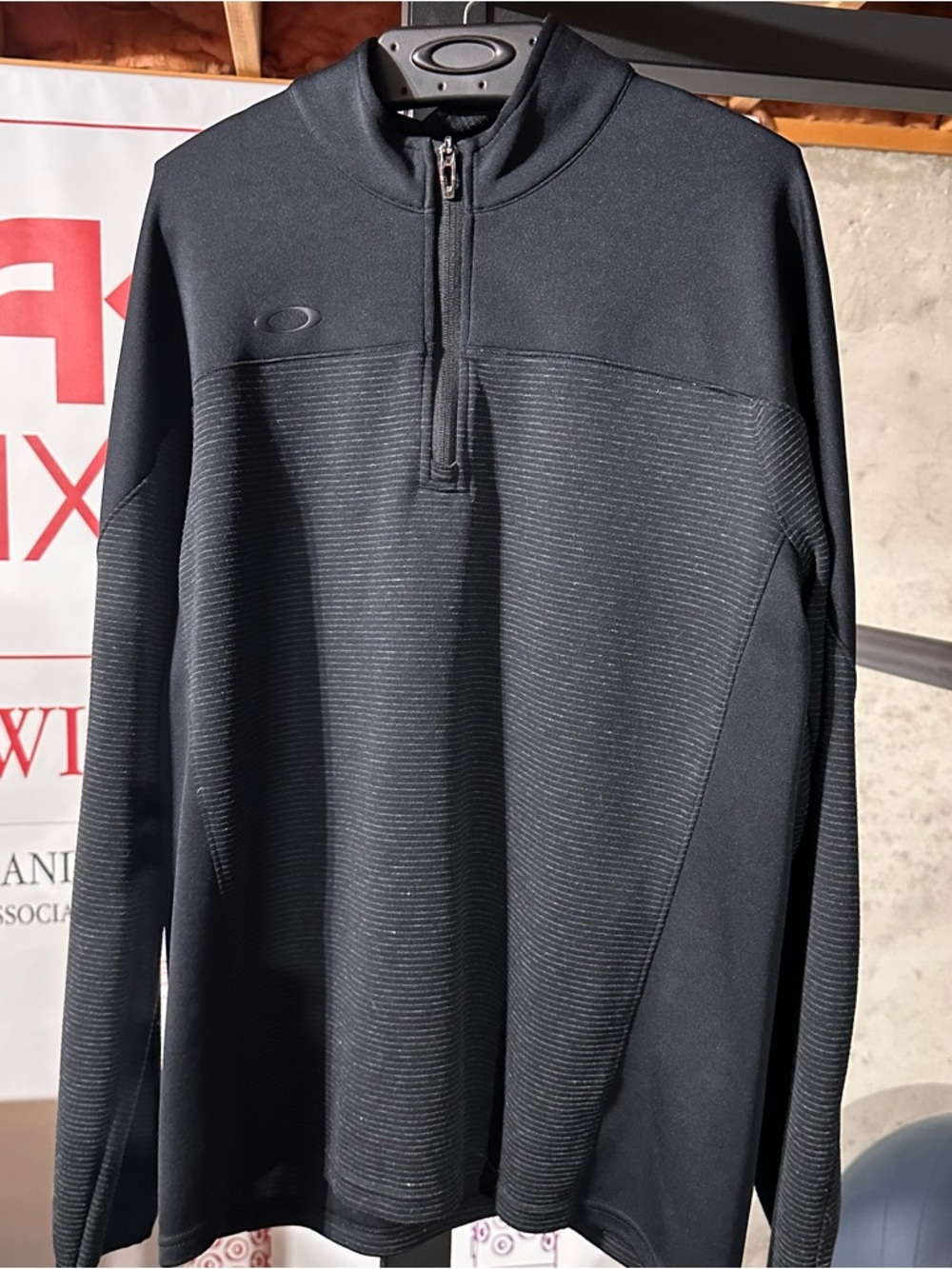 Oakley Men’s Black Half-Zip Performance Pullover